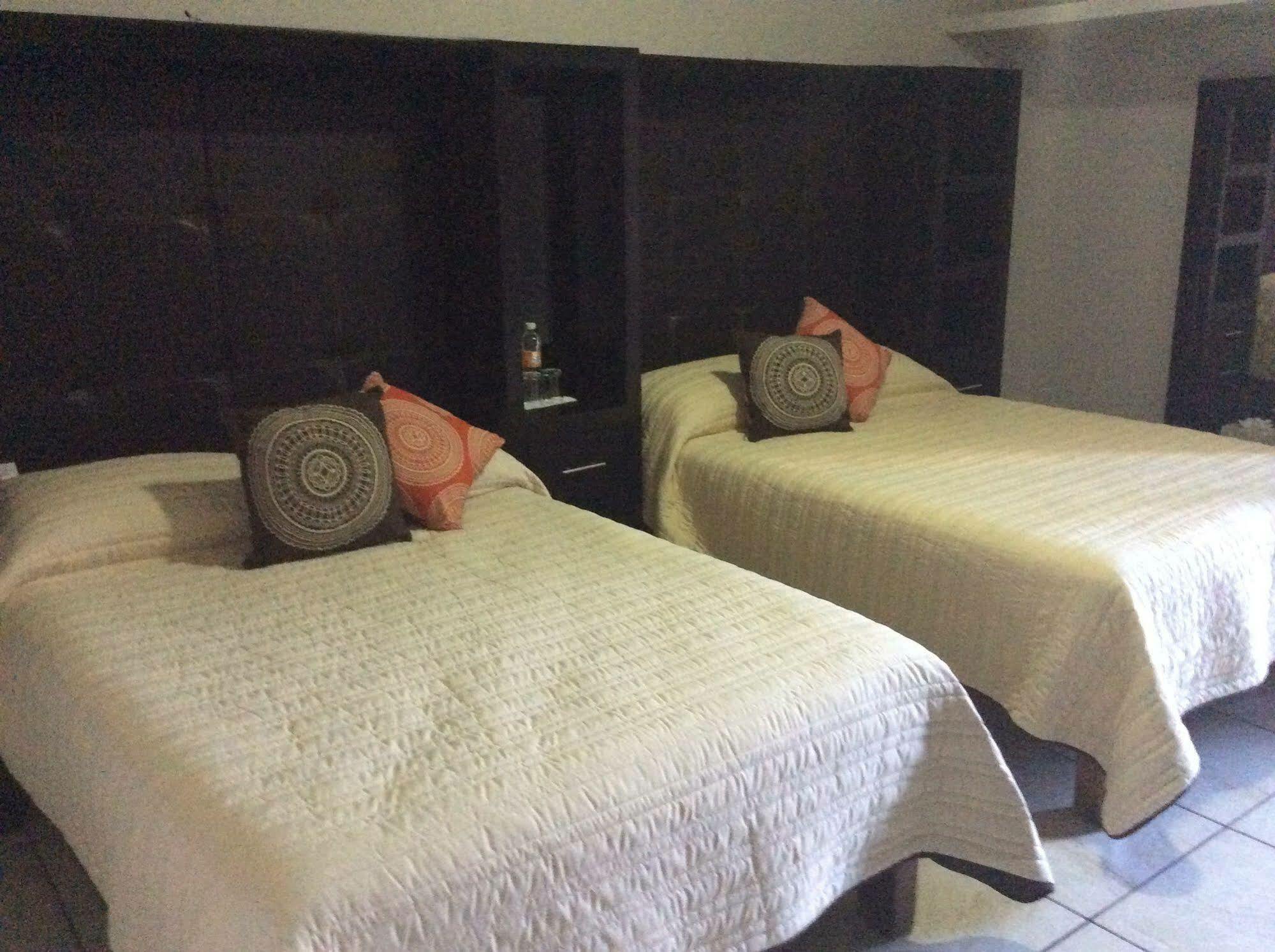 OYO Hotel Casa Arcángel San Miguel de Allende Ngoại thất bức ảnh